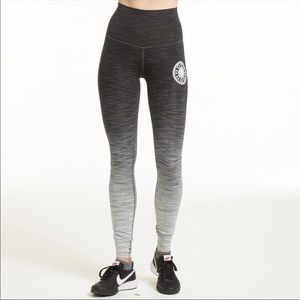 Like new soulcycle lululemon wunder under HR ombre
